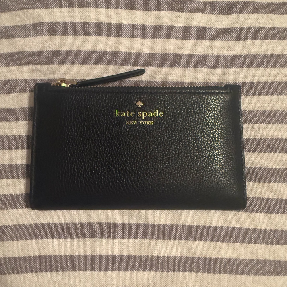 kate spade Black Pebbled Leather Zip Card Wallet with Gold Logo